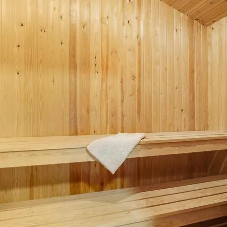Beautiful In With Sauna