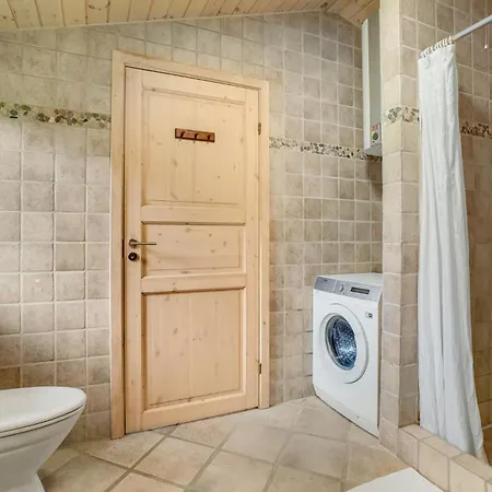 Beautiful In With Sauna *