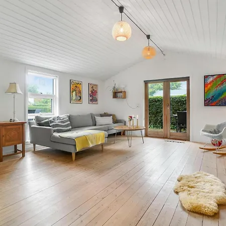 Beautiful In With Sauna Tatil Evi